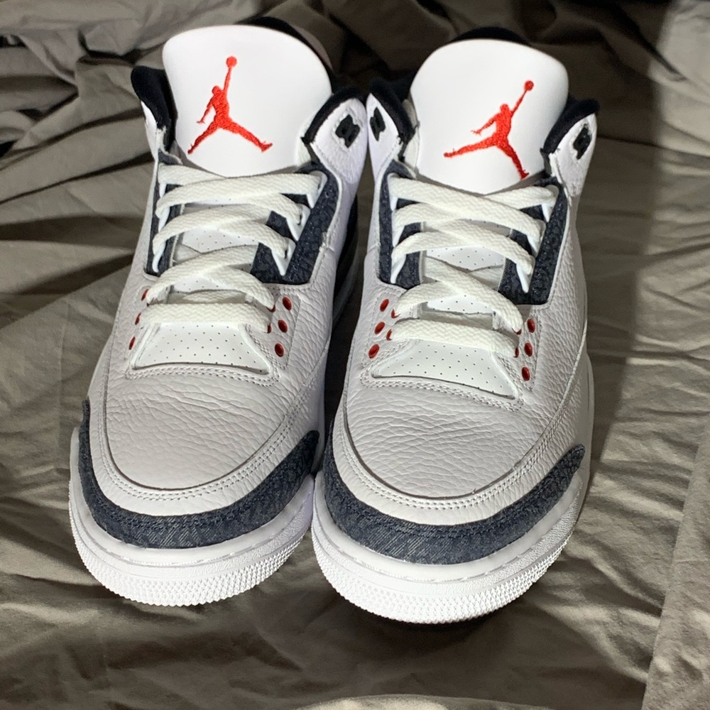 Retro 3 - Picture 2 of 5